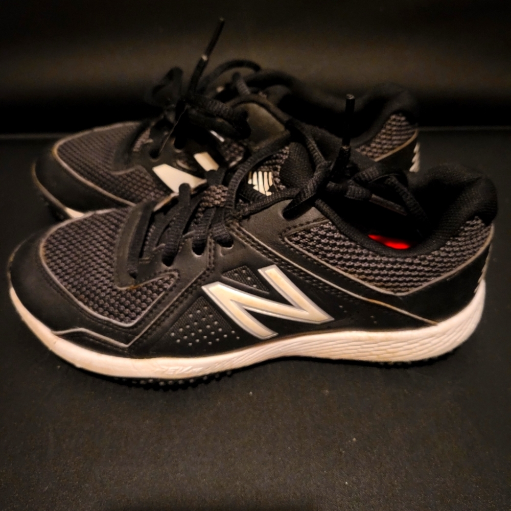 new balance ty4040k4 Turf shoes